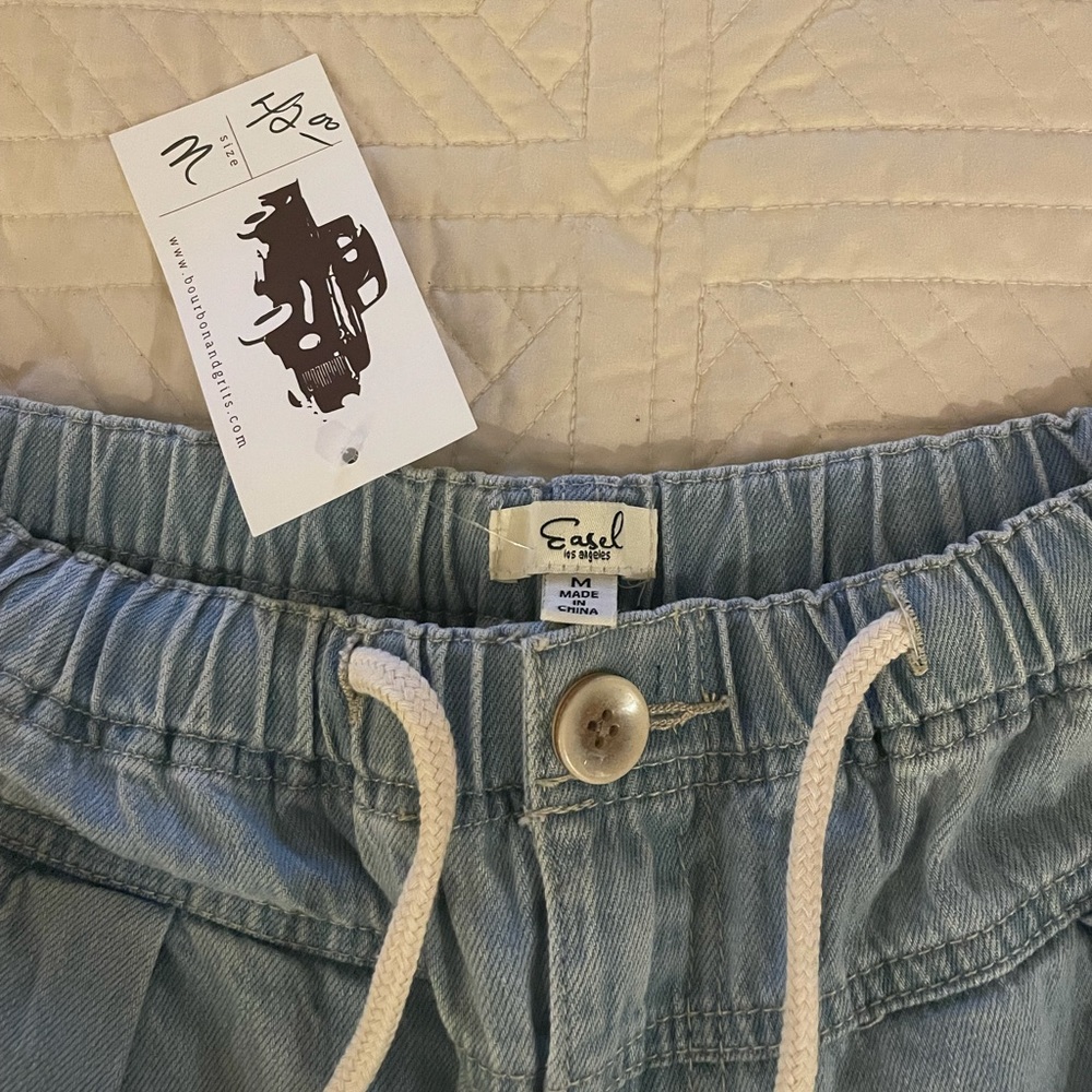 Easel boyfriend jeans